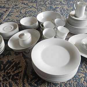 Noritake Snowville 60 Piece Set